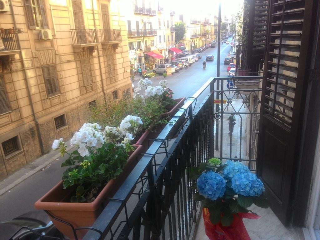 Casa Politeama Palermo Apartment Exterior foto
